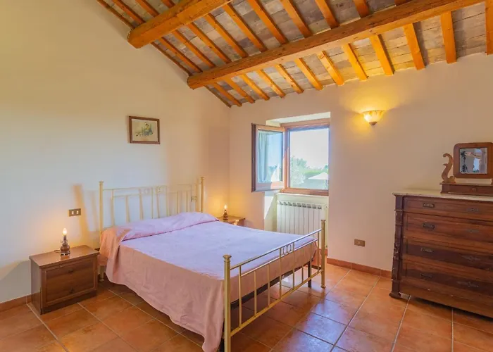 Holiday home Borgo Agrituristico Il Pino-3 By Interhome Crecchio